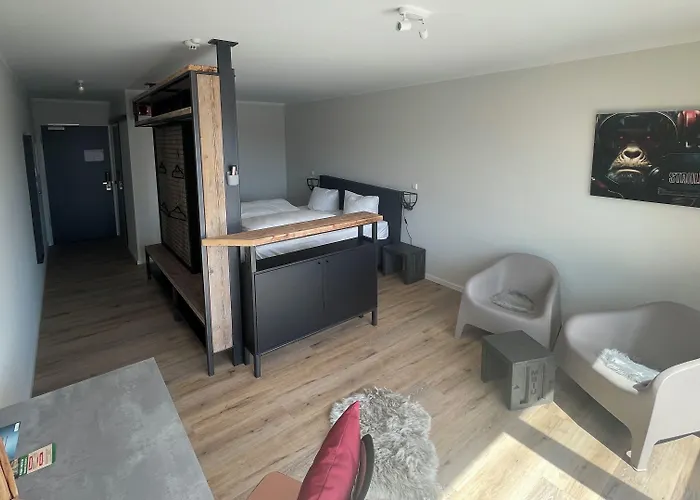 ホテル Stahltower フリーゾイテ