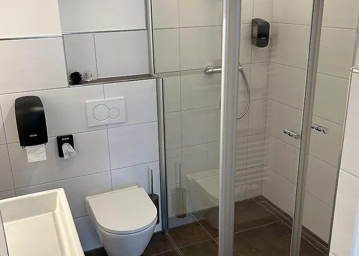 ホテル Stahltower *